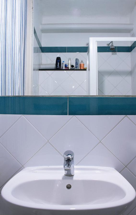 Ostellin Genova Hostel Kültér fotó