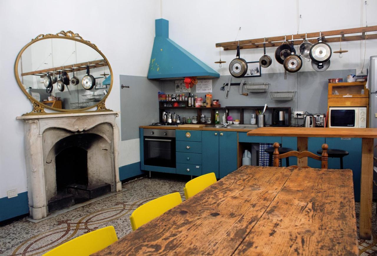 Ostellin Genova Hostel Kültér fotó